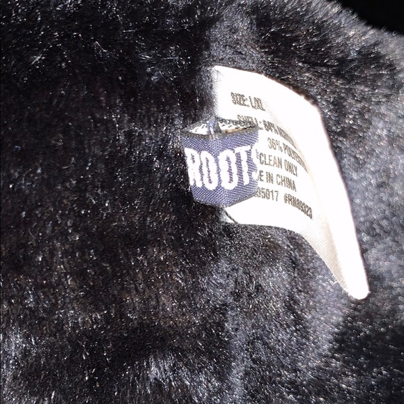 Roots Faux Fur Women’s Bucket Hat - Picture 5 of 6